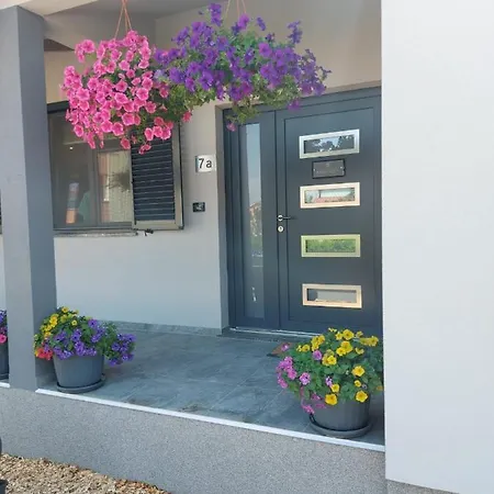 Kimberley Villa Pula